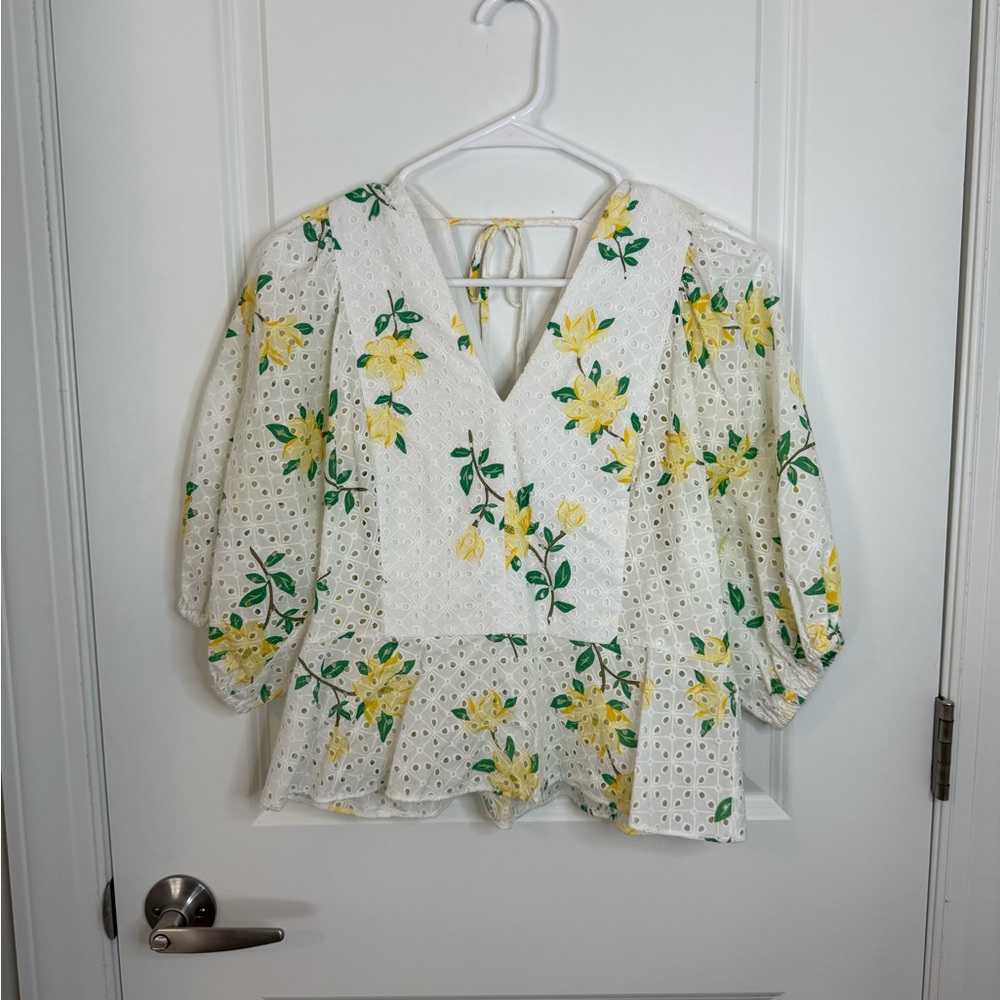 Draper James Terri Tie Back Top in Magnolia Eyelet - Picture 3 of 8